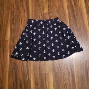 Anchor skirt